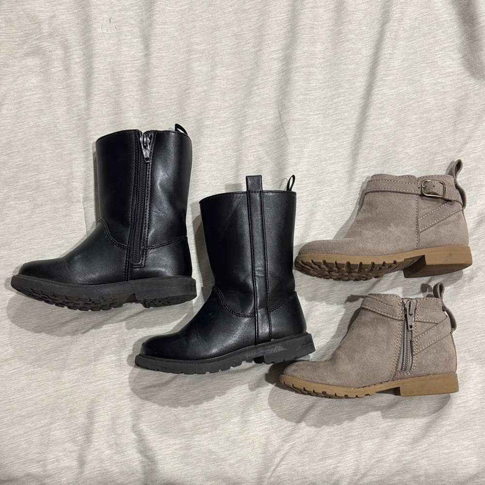 Black and Tan Boots Set